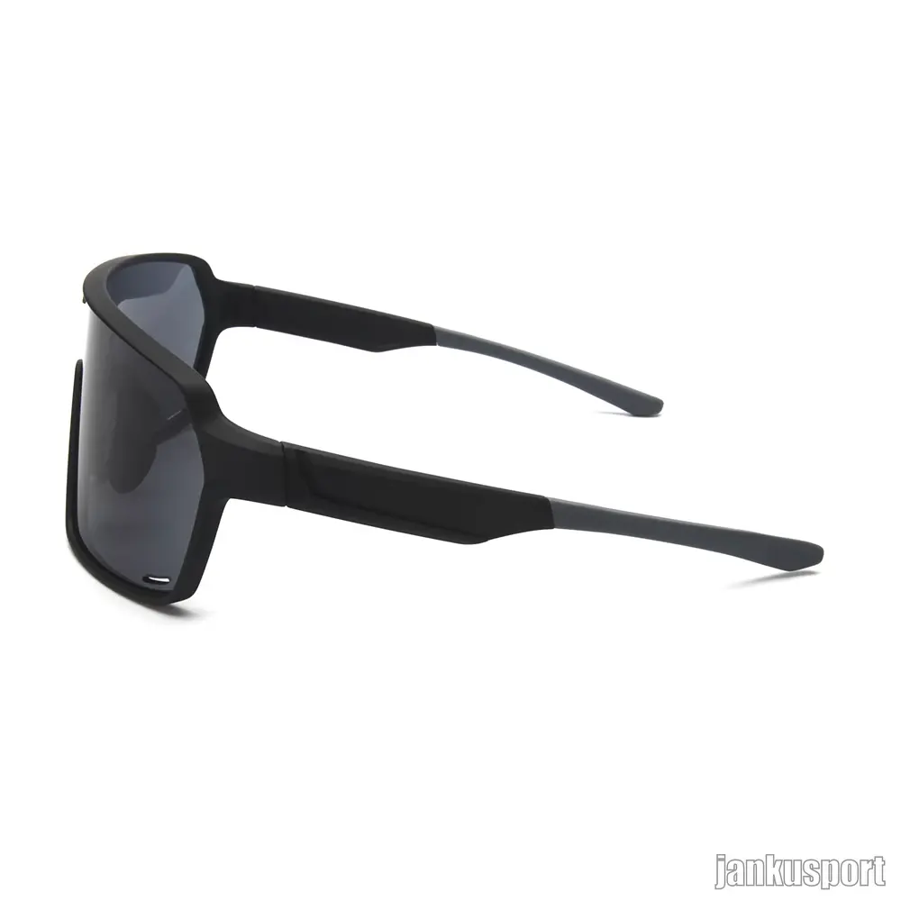 CHARGE matte black/smoke