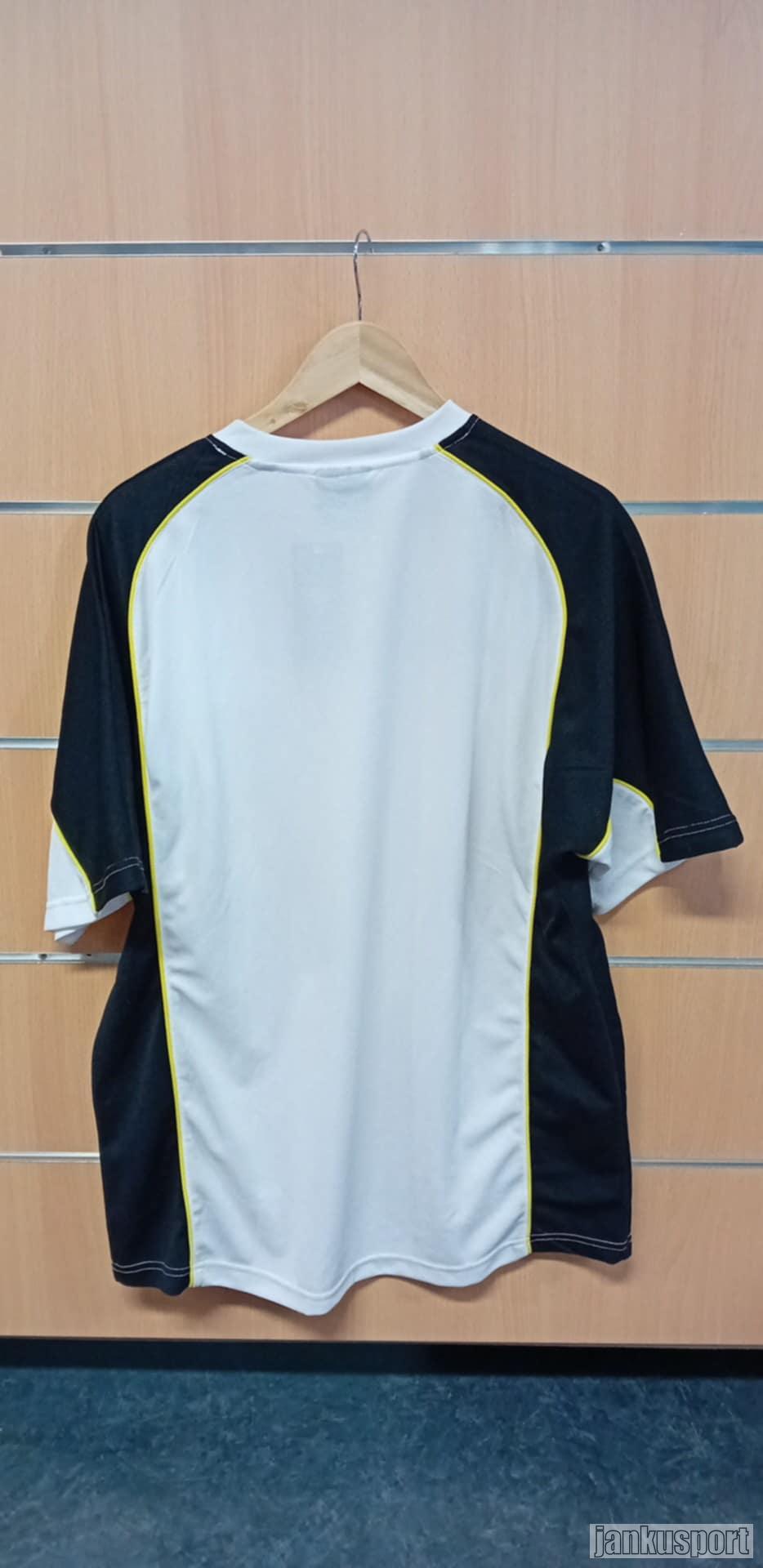 dres Kelme XL nový