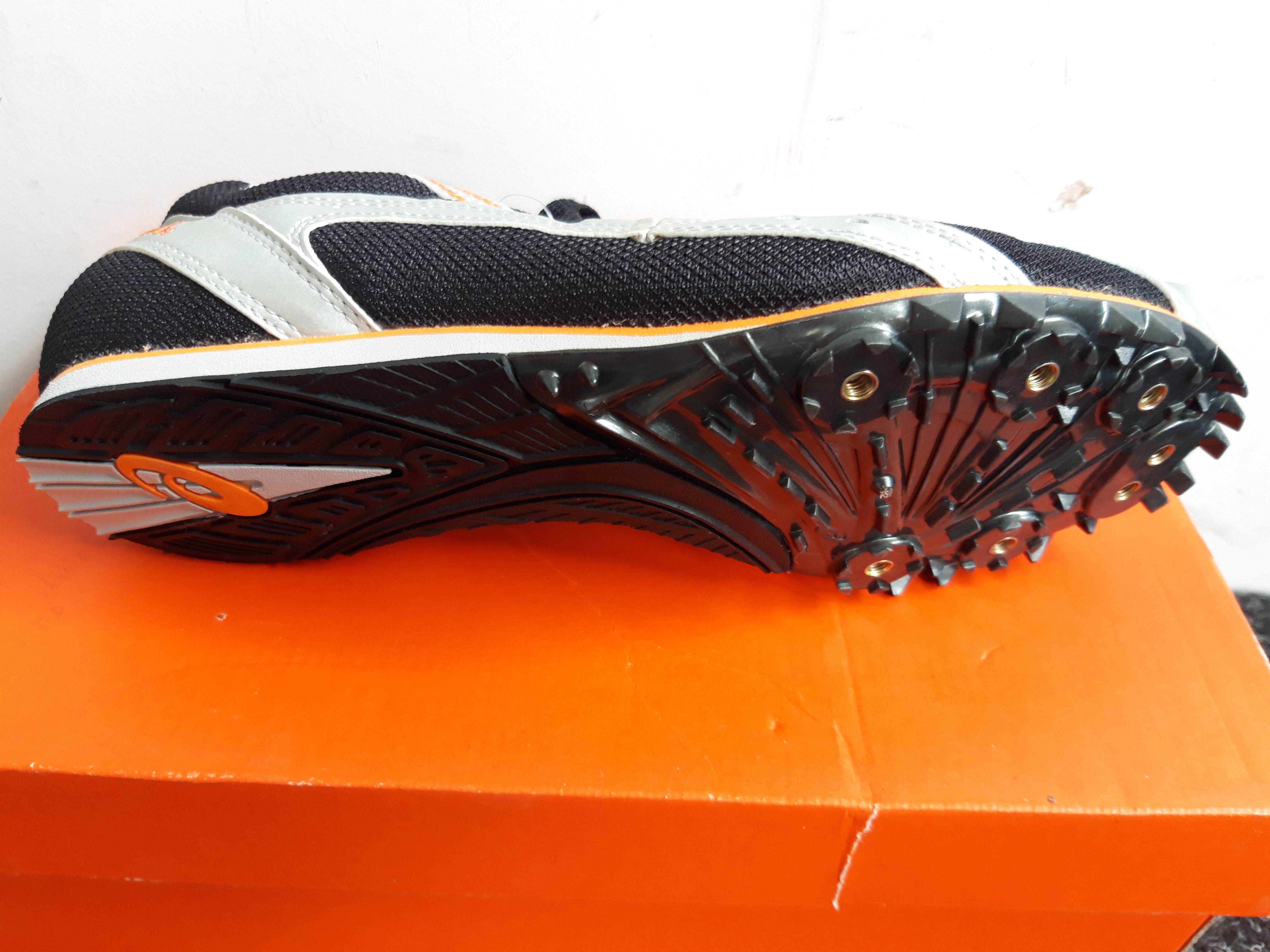 Atletické tretry Asics Endurance black/silver/orange