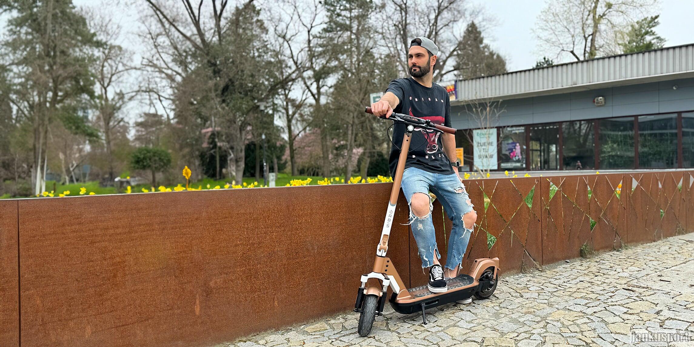 elektrická koloběžka URBIS U8