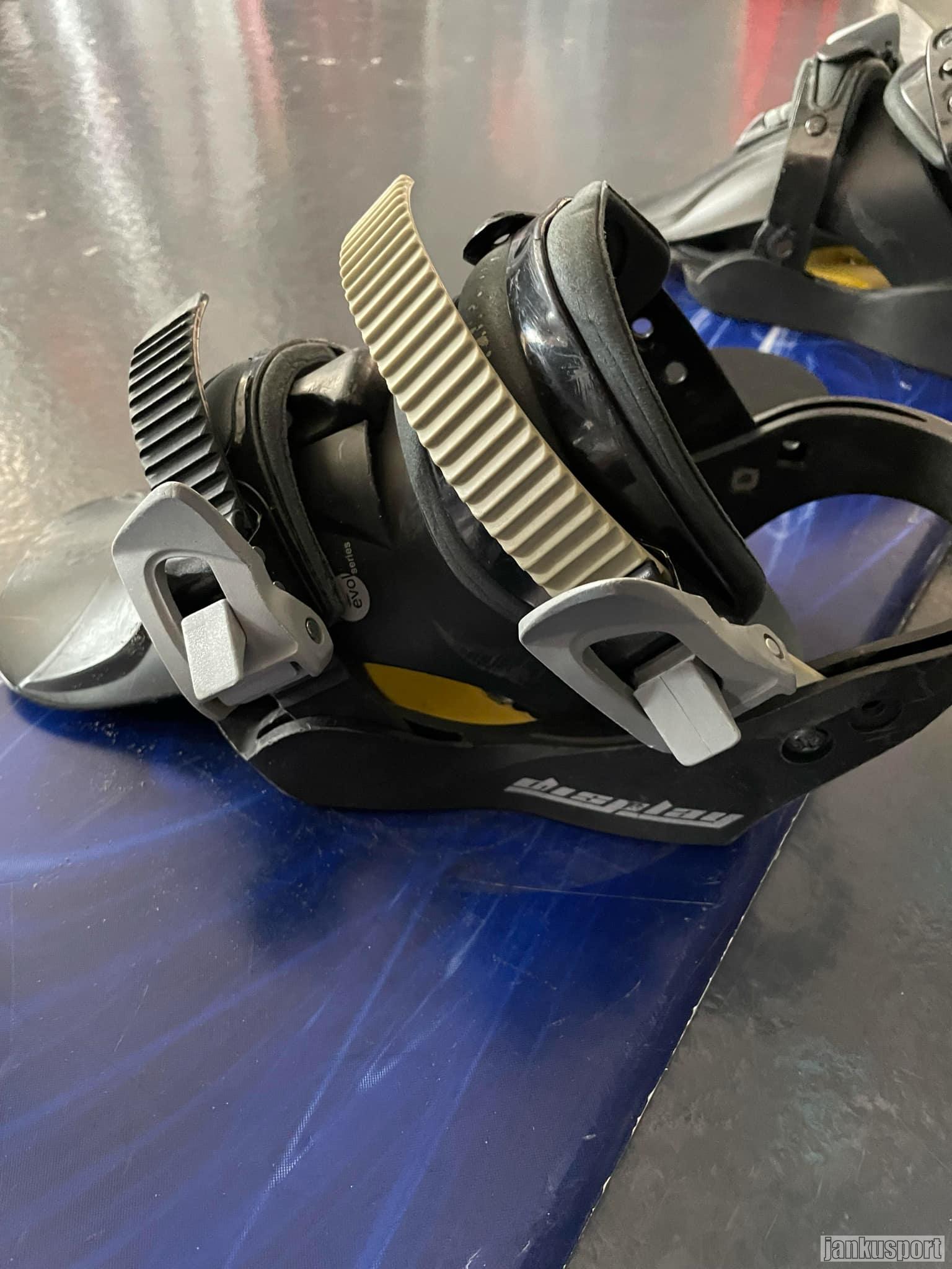 Snowboard F2 délka 118cm po servisu vázání S/M