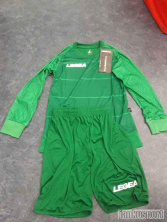 Dětský brankářský/fotbalový komplet Legea. Velikost 6-7let. 